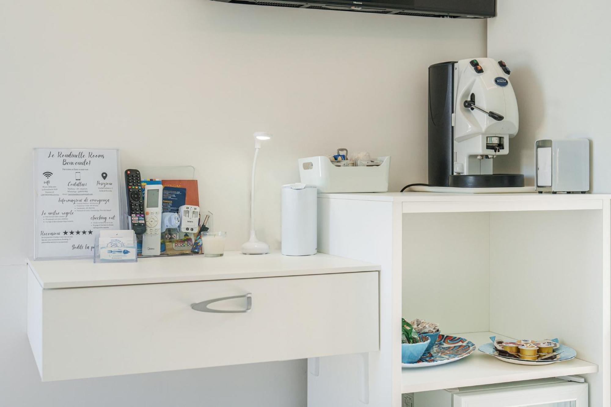 Le Rondinelle Rooms Procida Esterno foto